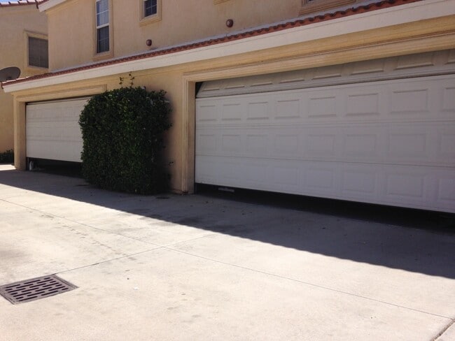 Photo - 25621 Prospect Ave Townhome
