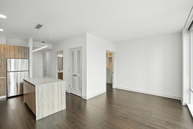 Photo - 355 W Wolf Point Plaza