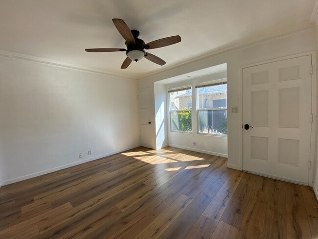 Photo - 1912 Clyde Ave Unidad 1914 Clyde Ave