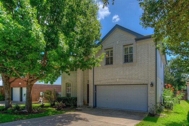 Photo - 16813 Luckenwald Dr