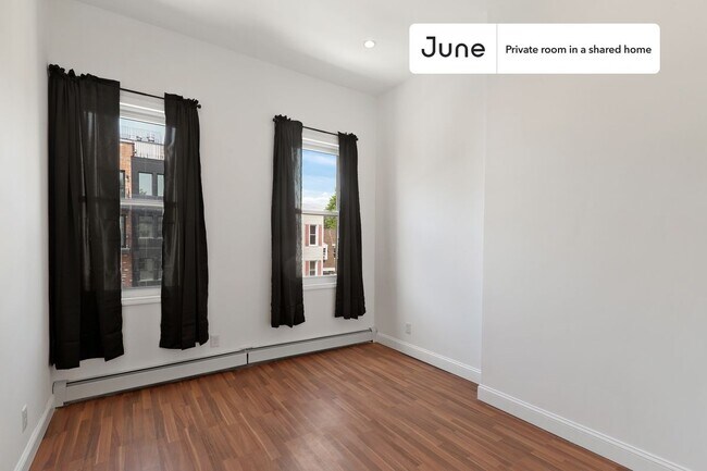 Room in Shared 4 bed/1 bath home in Bushwick