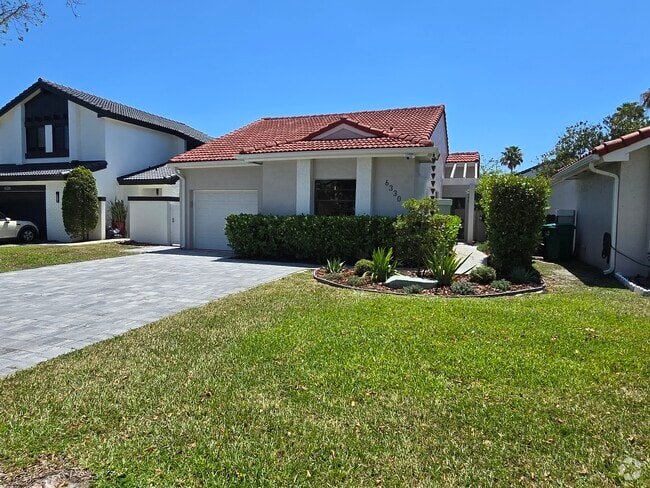 Building Photo - 6330 NW 173rd Ln Rental