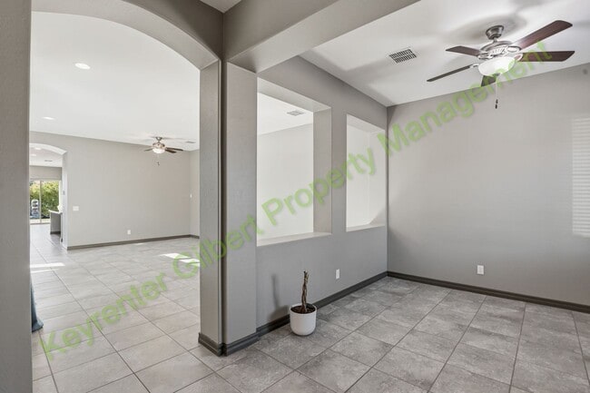 Photo - Beautiful 4-bed/3.5-bath Gilbert Home in Gilbert’s Cooley Station!