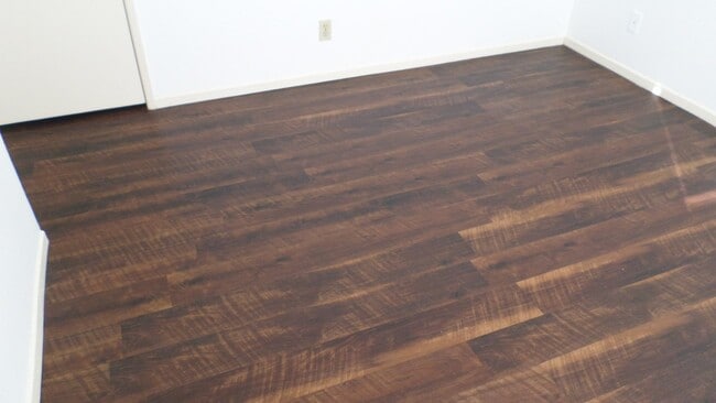 Photo - 5271 Huntington Dr N Unit 207