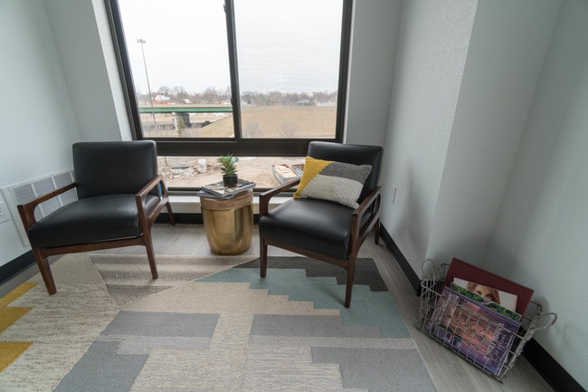 Photo - The Grand Crossing