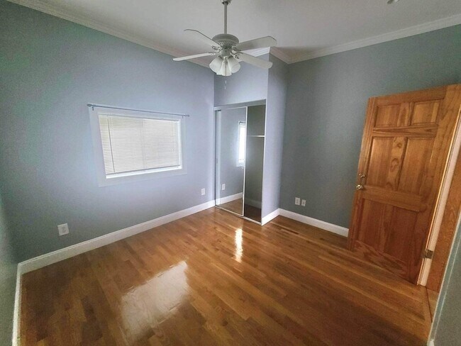 34 Florence St Unit 2