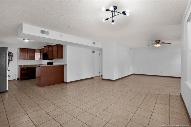 Photo - 2231 Tolgate Rd