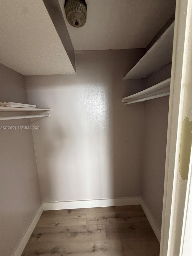 Photo - 15600 NW 7th Ave Unit 618