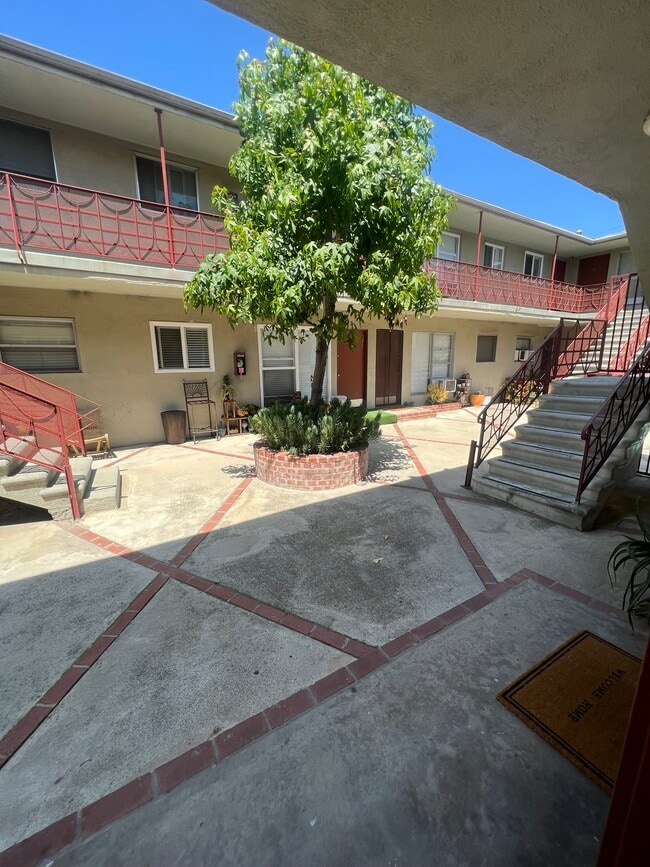 Photo - 940 S Venice Blvd Unidad 7