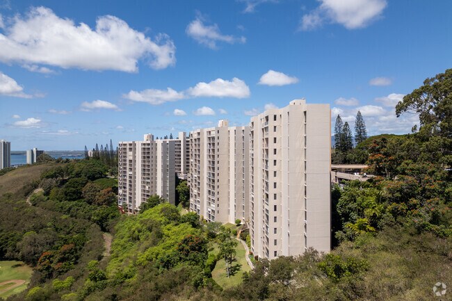 Photo - Colonnade on the Greens