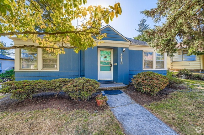 Building Photo - 5610 NE 36th Ave Rental