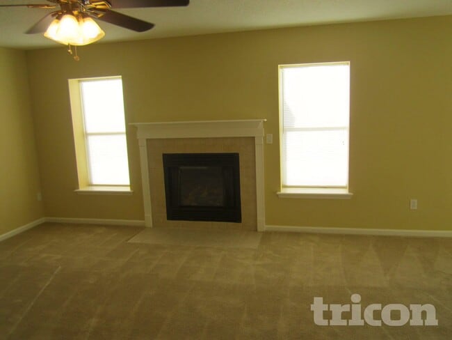 7644 Arancio Dr
