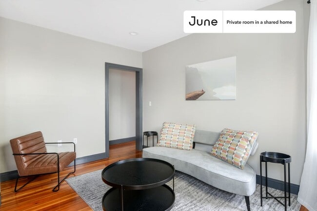 Photo - Room in Shared 4 bed/2 bath home Unit D