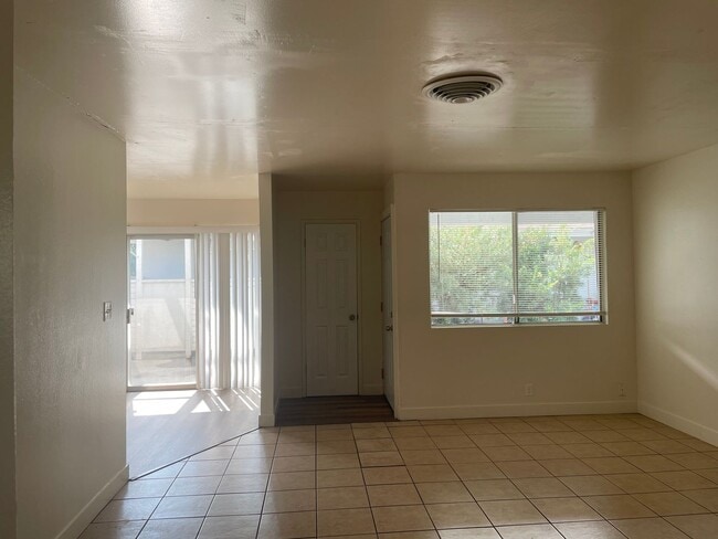 Photo - 1414 W Vassar Ave Unidad C