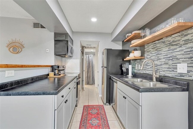 Photo - 2750 Holly Hall St Unit 812