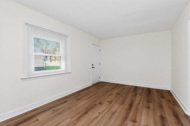 Photo - Cozy 2 Bedroom Duplex In NoDa Area