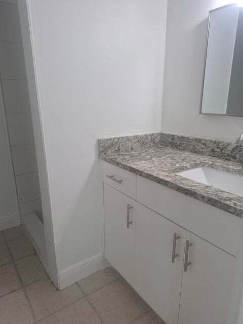 Photo - 428 Forest Hill Blvd