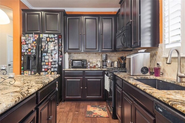 Photo - 133 Camden Cove