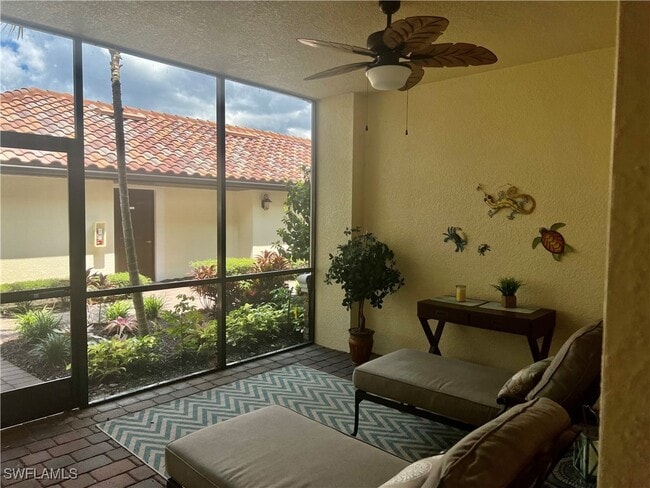 Photo - 9518 Avellino Wy Unidad 2313