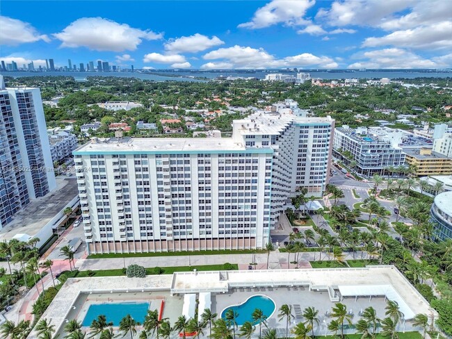 Photo - 2899 Collins Ave Condominio Unidad 542