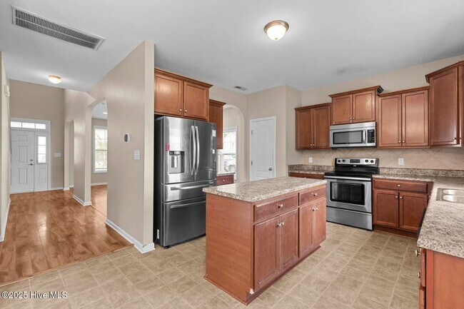 Photo - 4 Bedroom Home In Carolina Plantation!