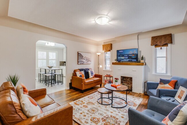 Photo - 12236-12286 86 St NW Unit SI ID1564622P
