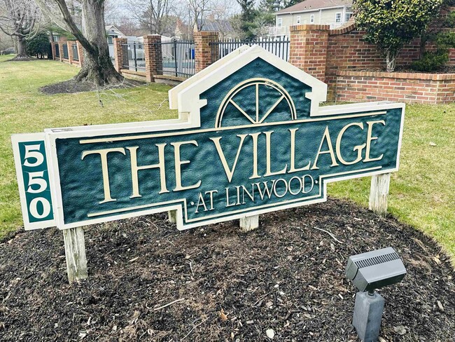 Photo - 550 Central Ave Unit H1