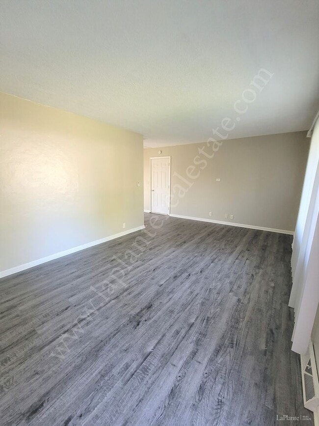 Photo - Three Bedroom Brick Ranch for Rent