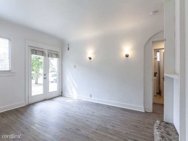 Photo - 2 br, 1 bath Triplex - 115 South 1000 East...