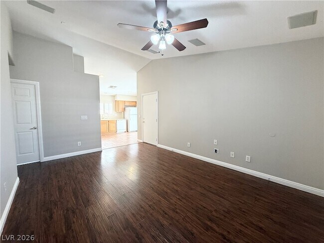 8622 Lakota St