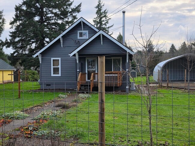 Photo - 23 S Main St