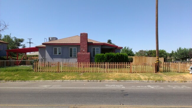 Photo - 901 Chester Pl