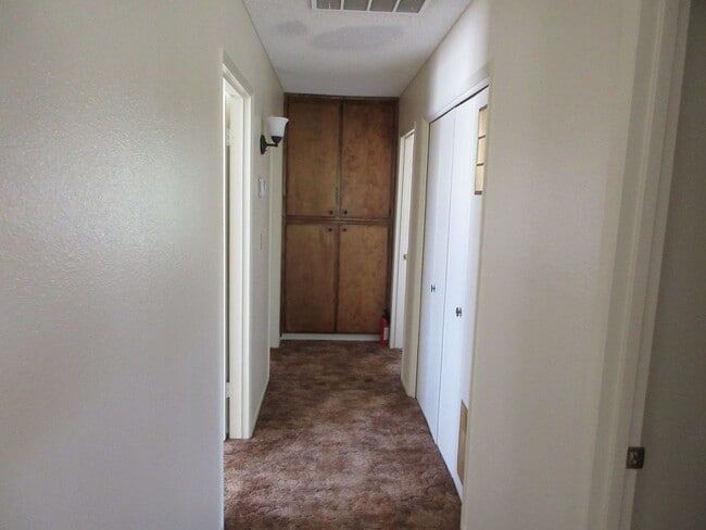 Photo - 1025 W Perdew Ave Unit 1025 Perdew Apt C