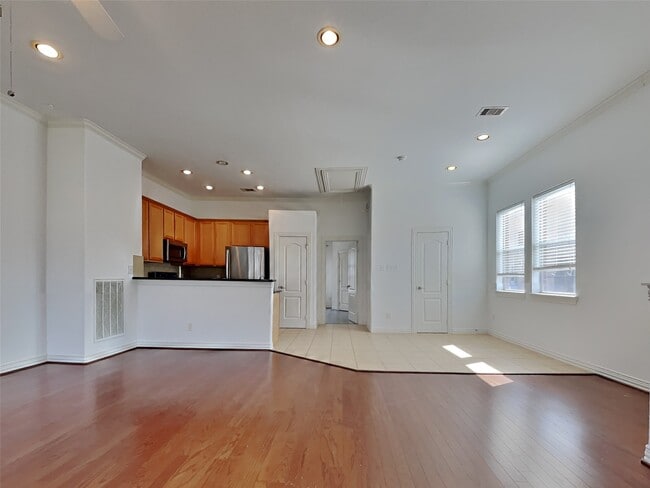 Photo - 3412 Honsinger St