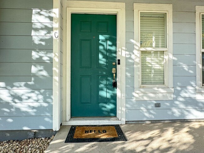 Photo - Beautifully Remodeled TownHome Near DIA