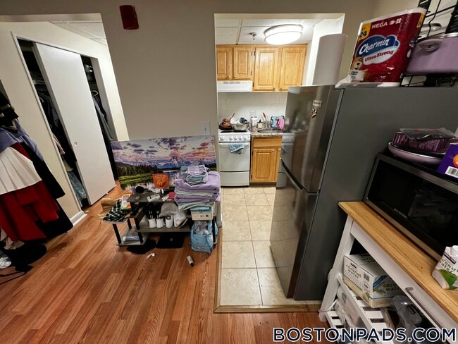 62 Boylston St Unidad L05