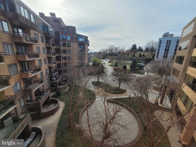 Photo - 2111 Wisconsin Ave NW Condominio Unidad 515