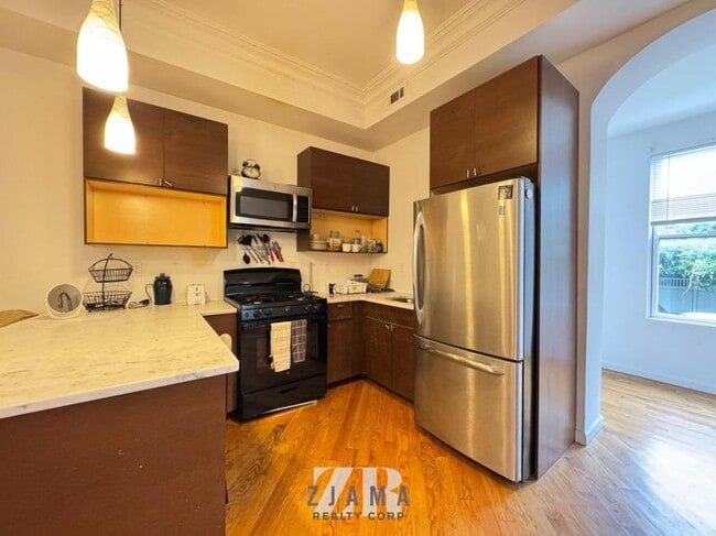 Photo - 5 bedroom in Brooklyn NY 11232