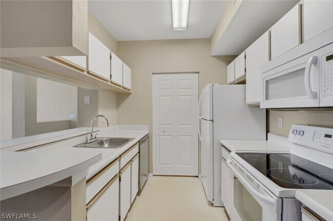 Photo - 6321 Aragon Way Unit 206