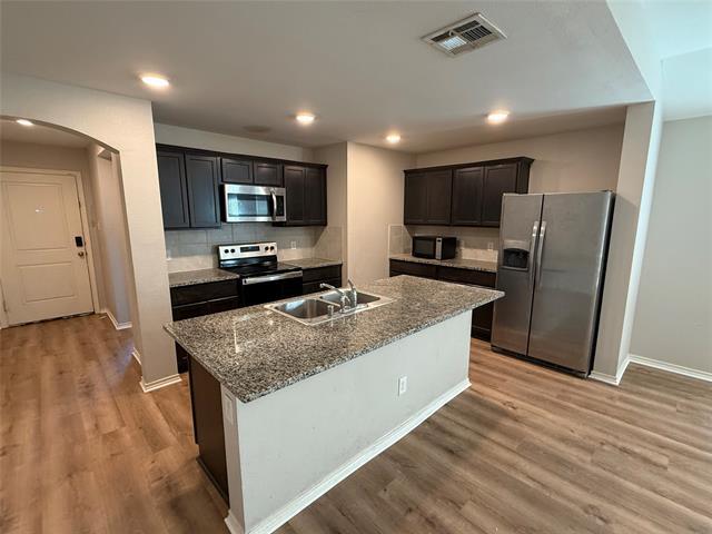 Building Photo - 945 Newby Ln