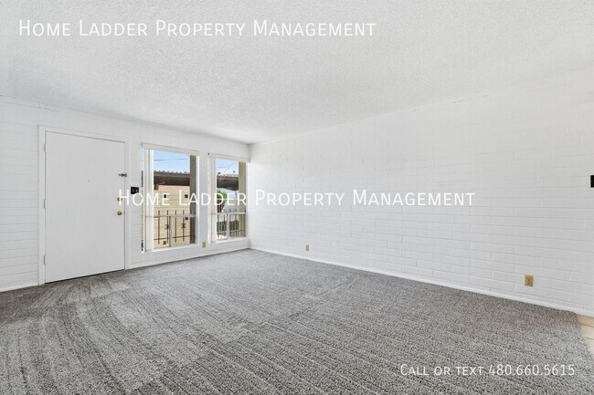 4917 N 73rd St Unit 17