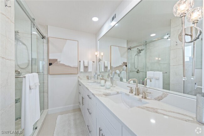 Building Photo - 9051 Gulf Shore Dr Unit PH-2 Rental