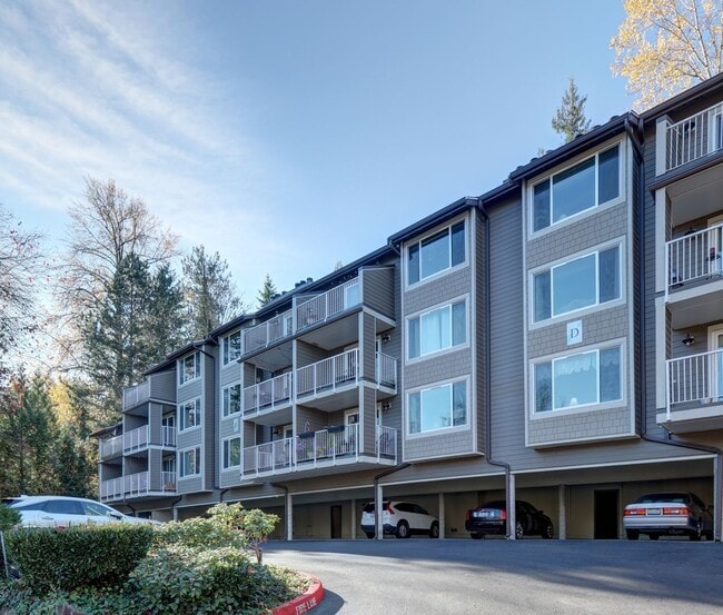 Building Photo - Spacious 2bd + DEN, 1.75ba Condo available in the heart of Issaquah! Unit D304