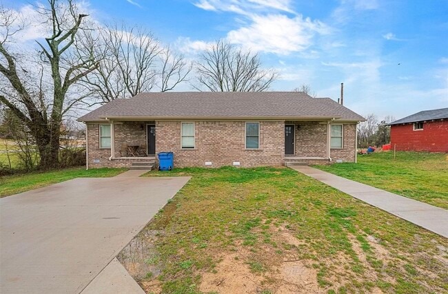 1100 Columbia Ave Unit 1