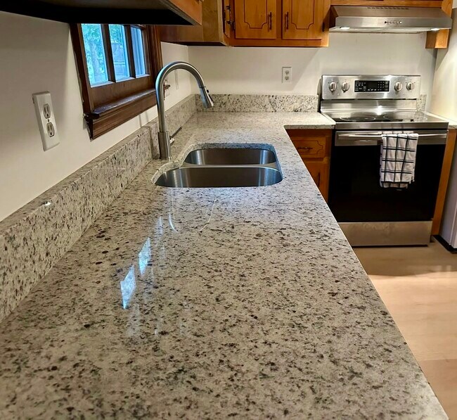 Photo - 4805 Candlelight Pl