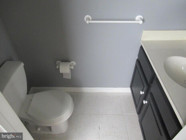 Photo - 436 Coates St