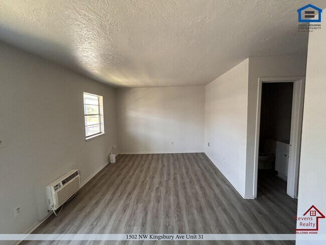 Photo - 1502 NW Kingsbury Ave Unidad 31