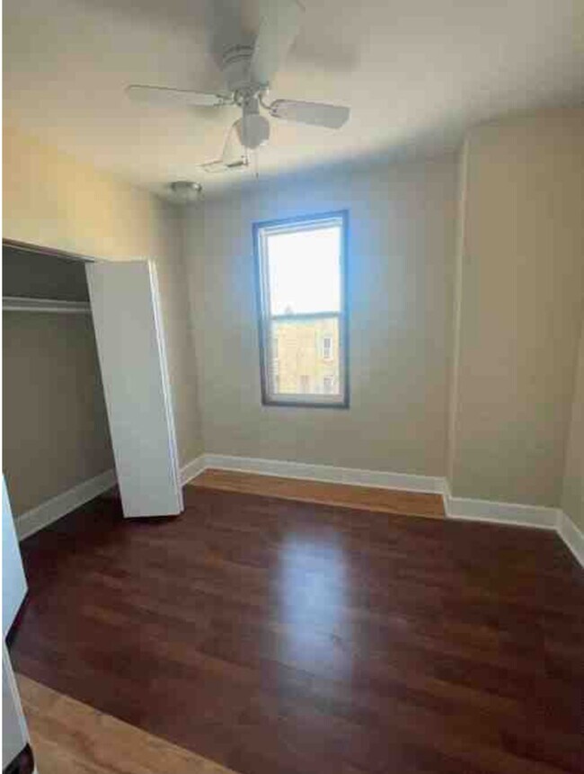 Photo - 2735 W North Ave Unidad #3