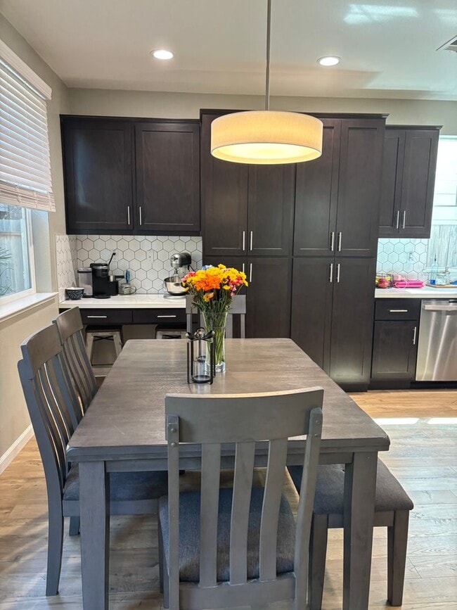 Photo - Newer 4 bedroom 2.5 bathrooms Available May 16th