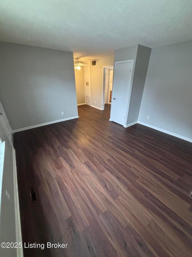 Photo - 2707 Riedling Dr Unit B1